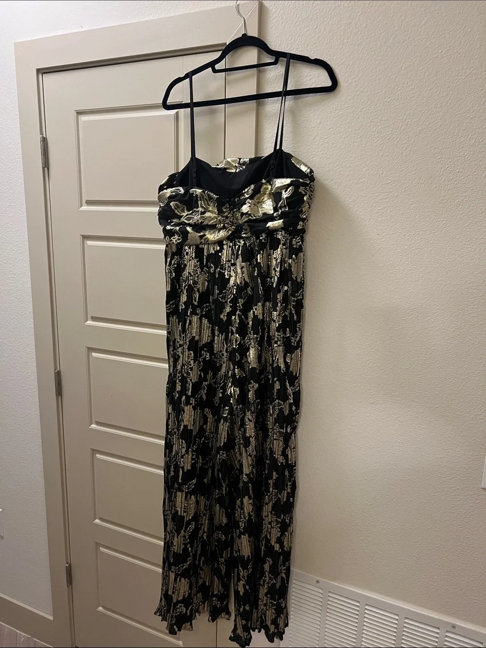 Anthropologie women’s HUTCH MABEL FOIL PLEATED JUMPSUIT Sz XS NWT wedding guest